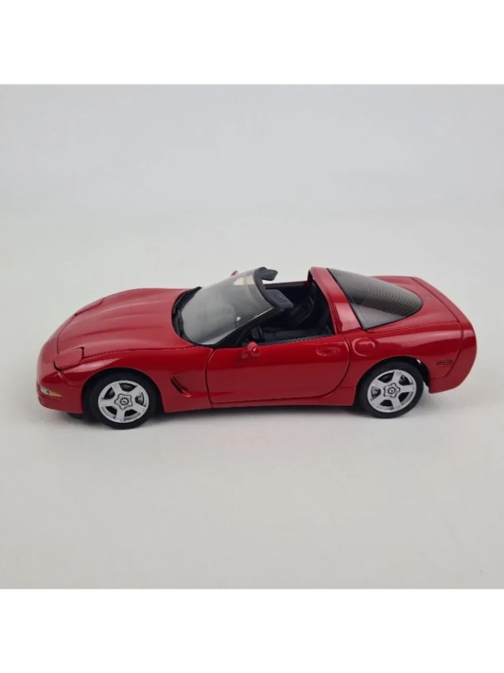 Franklin Mint Precision 1997 Chevrolet Corvette Red 1:24 Die Cast B11WW95